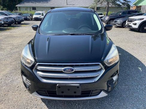 Used 2017 Ford Escape SE AWD/4WD image 2