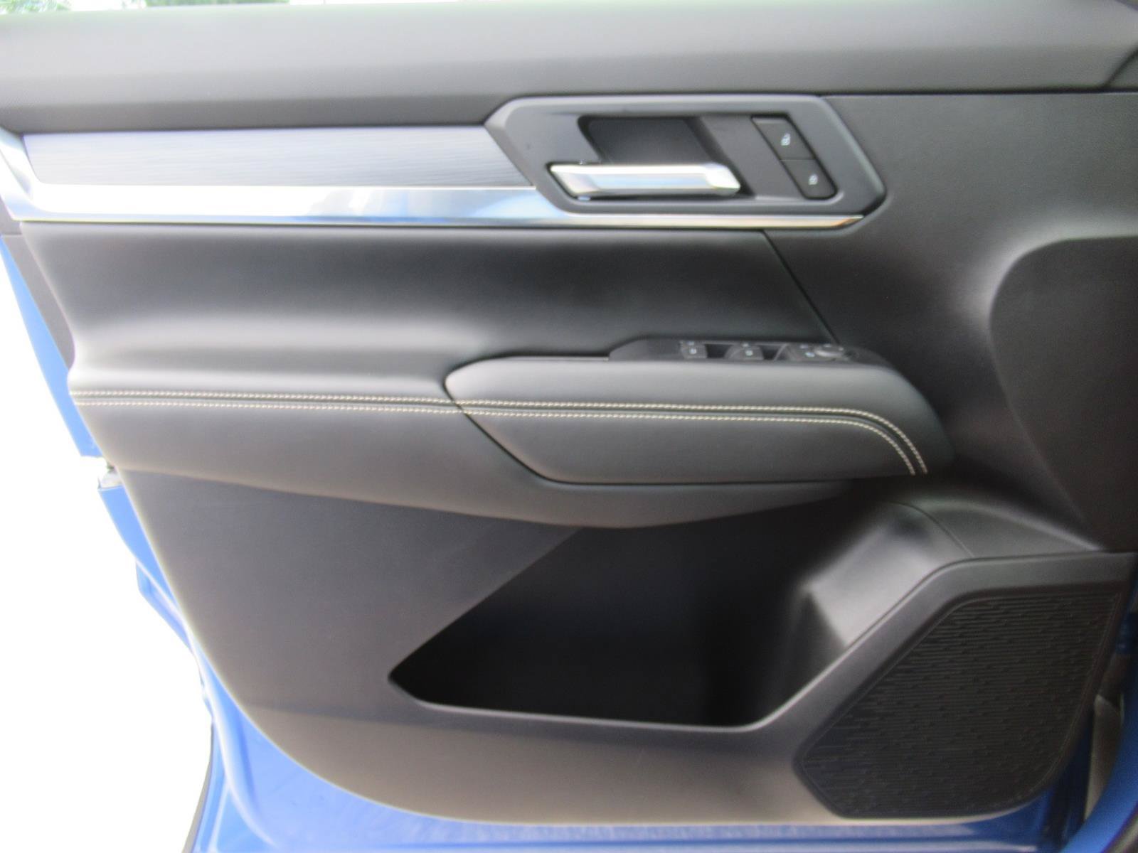 Used 2026 GMC Terrain Elevation w/ Black Edition FWD image 20