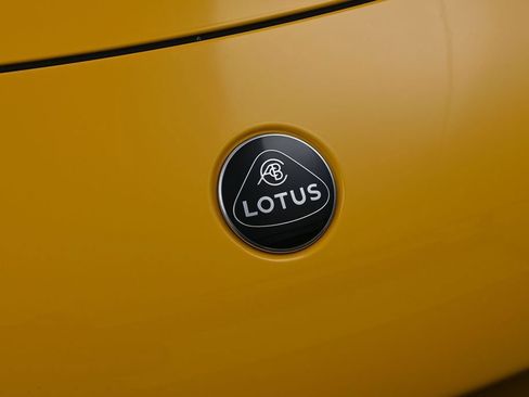 New 2026 Lotus Emira SE RWD image 13