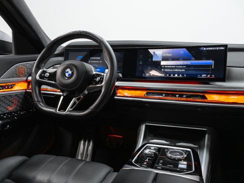 Used 2023 BMW 760i xDrive w/ Parking Assistance Package image 30