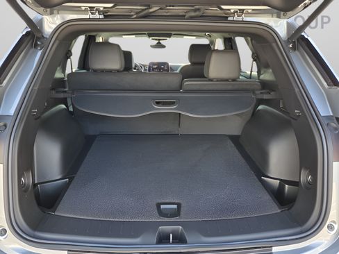 Used 2023 Chevrolet Blazer Premier w/ Driver Confidence II Package FWD image 13