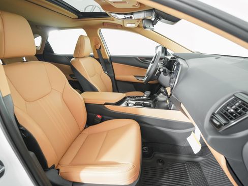 New 2026 Lexus NX 350 AWD image 17