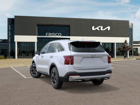 New 2025 Kia Sorento S w/ Panoramic Sunroof Package image 4