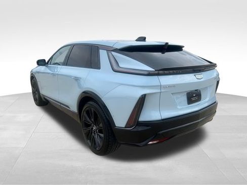 Certified 2024 Cadillac Lyriq Sport AWD/4WD image 4