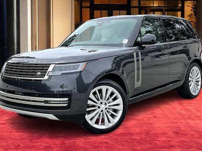 New 2025 Land Rover Range Rover SE