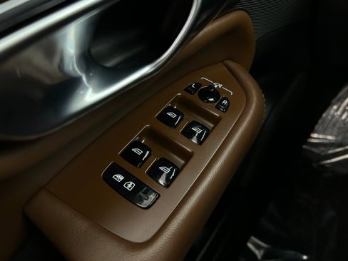 Used 2022 Volvo XC90 T6 Inscription w/ Advanced Package image 22