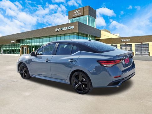 Used 2024 Nissan Sentra SR image 8