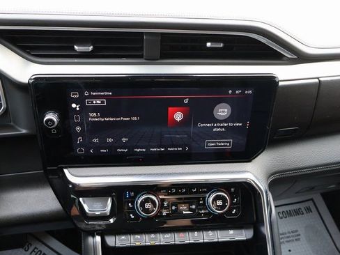 Certified 2023 GMC Sierra 1500 Denali AWD/4WD image 26