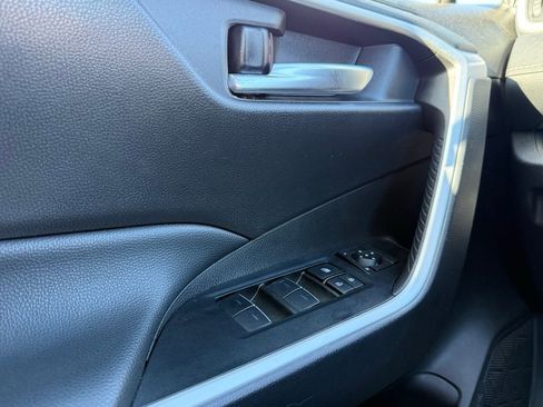 Used 2025 Toyota RAV4 XLE w/ Convenience Package image 12