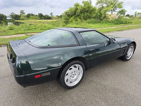 Used 1995 Chevrolet Corvette Coupe image 7