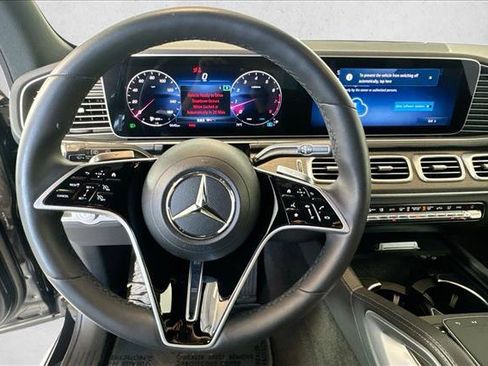 Used 2024 Mercedes-Benz GLE 350 4MATIC image 11