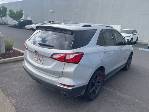 Used 2020 Chevrolet Equinox Premier w/ Premier Redline Edition image 7