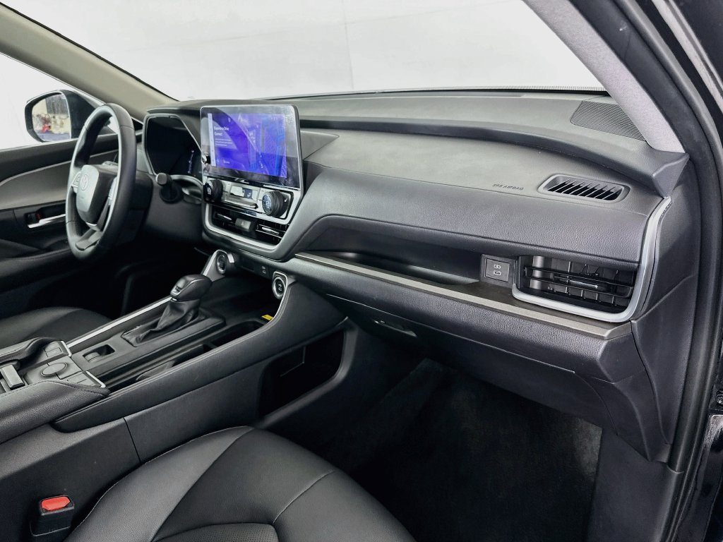 Used 2025 Toyota Grand Highlander FWD image 29