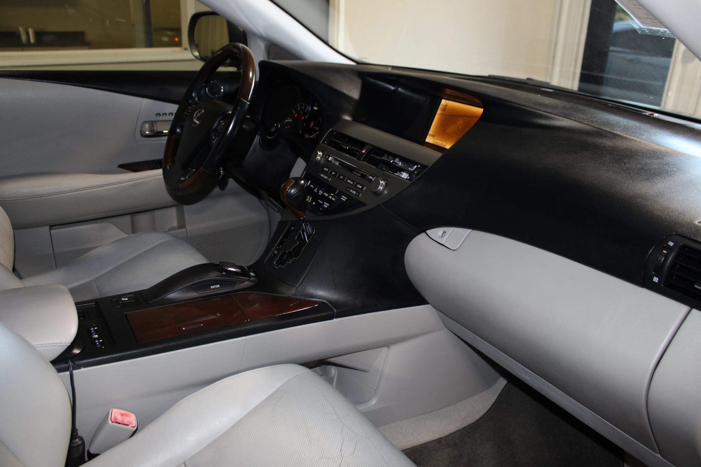 Used 2012 Lexus RX 350 FWD w/ Premium Pkg image 32