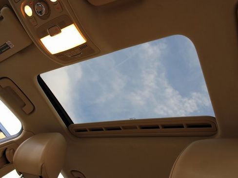 Used 2015 Audi A4 2.0T Premium Plus w/ Technology Package image 21