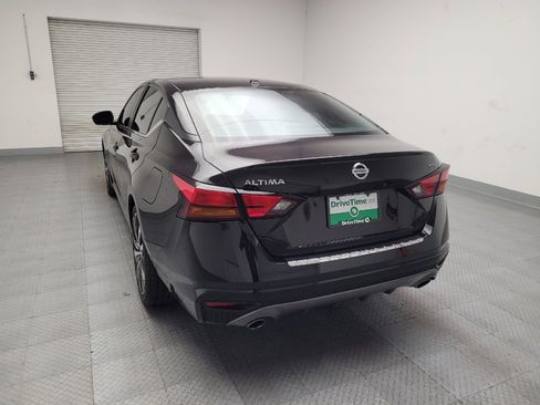 Used 2021 Nissan Altima 2.5 SR image 6