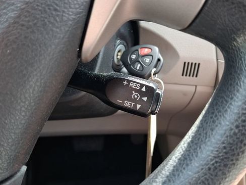 Used 2013 Toyota Corolla LE FWD image 20