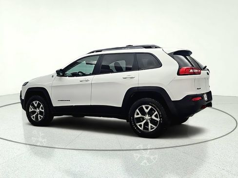 Used 2017 Jeep Cherokee Trailhawk w/ Comfort & Convenience Group AWD/4WD image 5