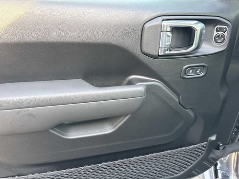 New 2026 Jeep Gladiator Sport AWD/4WD image 28
