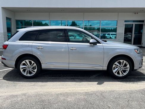 Used 2022 Audi Q7 3.0T Premium Plus AWD/4WD image 3