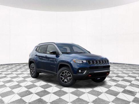New 2026 Jeep Compass Trailhawk image 7