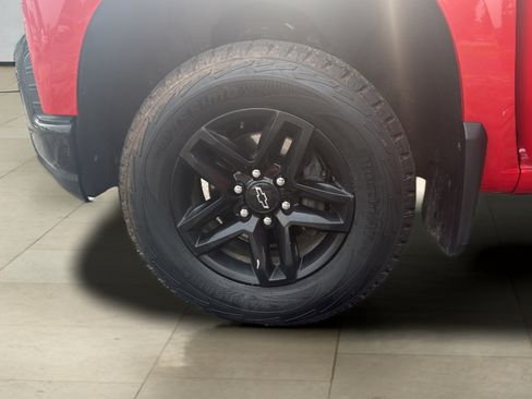 Used 2020 Chevrolet Silverado 1500 LT Trail Boss AWD/4WD image 35