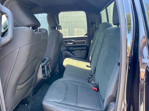 Used 2022 RAM 1500 Big Horn AWD/4WD image 7