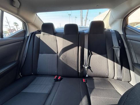 Used 2025 Nissan Sentra SV FWD image 37