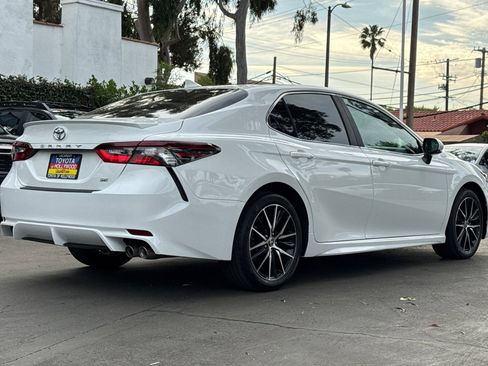 Certified 2024 Toyota Camry SE image 4