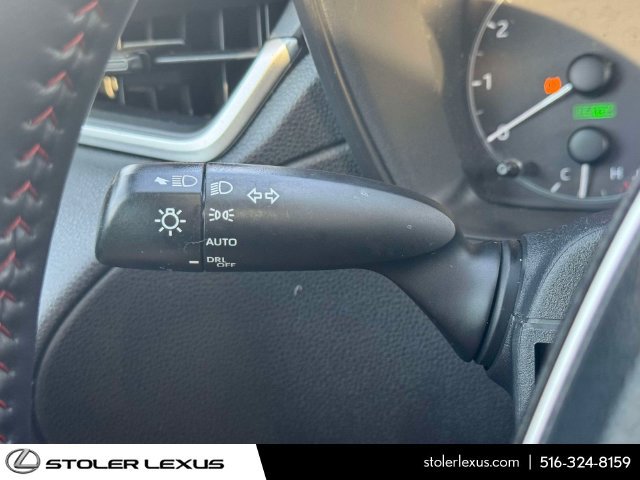 Used 2025 Toyota Corolla Cross AWD Hybrid w/ Moonroof Package image 27