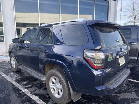 Used 2016 Toyota 4Runner SR5 Premium image 5