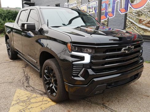 Used 2026 Chevrolet Silverado 1500 High Country w/ High Country Premium Package AWD/4WD image 43