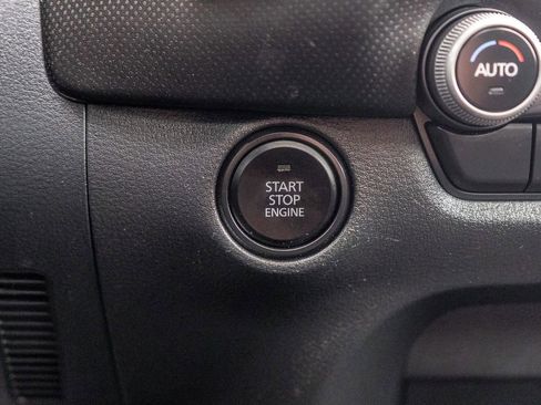 Used 2025 MAZDA CX-50 AWD 2.5 S w/ Premium Package image 28