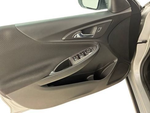 Certified 2022 Chevrolet Malibu LT FWD image 13