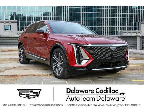 New 2026 Cadillac Lyriq Luxury image 1
