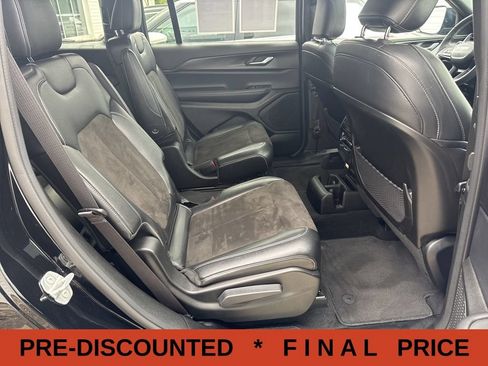 Used 2023 Jeep Grand Cherokee L Laredo AWD/4WD image 44