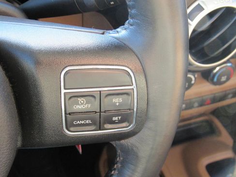 Used 2017 Jeep Wrangler Unlimited Sahara w/ Dual Top Group image 21