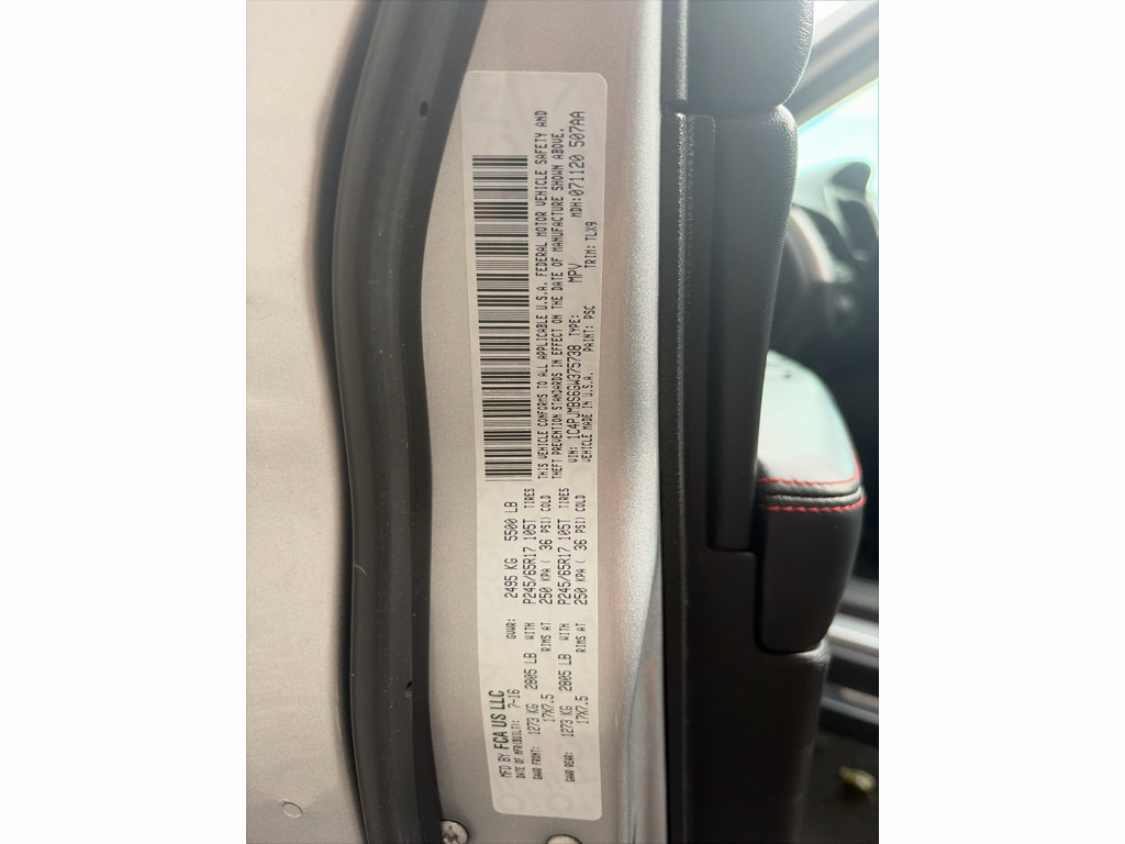 Used 2016 Jeep Cherokee Trailhawk w/ Comfort/Convenience Group AWD/4WD image 28