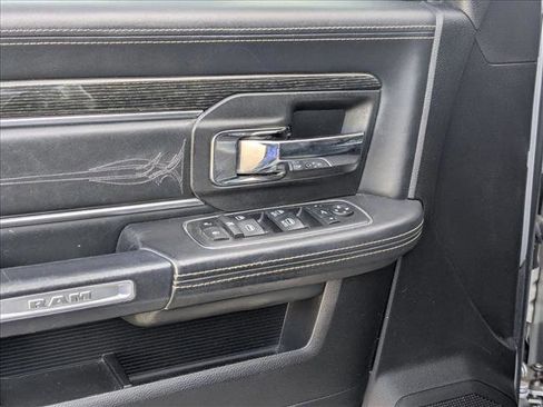 Used 2018 RAM 3500 Laramie Longhorn image 9