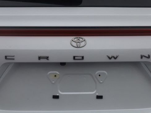 Used 2026 Toyota Crown Signia image 28