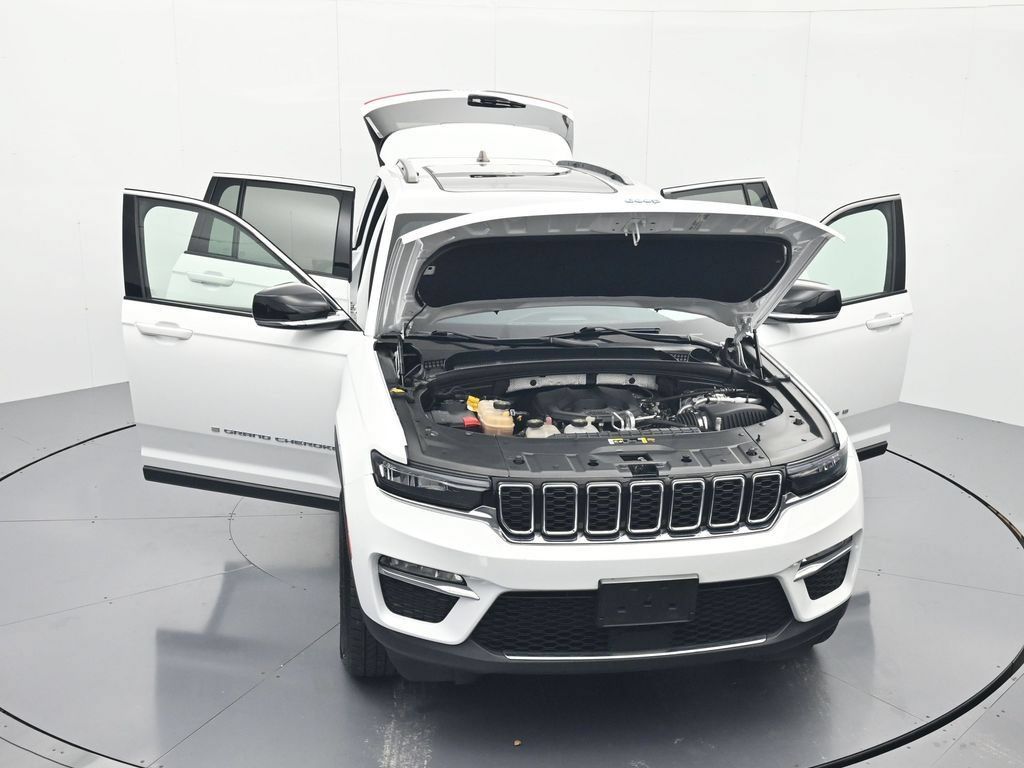 Used 2024 Jeep Grand Cherokee Limited 4xe AWD/4WD image 47