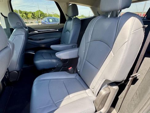 Used 2020 Buick Enclave Premium w/ Surround and Sites Package AWD/4WD image 12