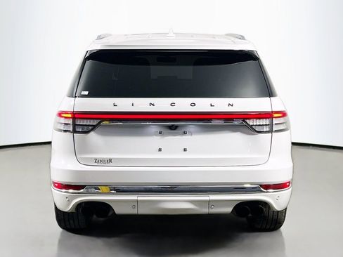 Used 2023 Lincoln Aviator Black Label w/ Dynamic Handling Package image 6