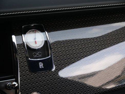 Used 2019 Rolls-Royce Ghost RWD image 14