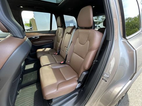 Used 2023 Volvo XC90 B6 Plus AWD/4WD image 23