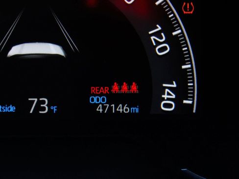 Used 2024 Toyota RAV4 LE AWD/4WD image 17