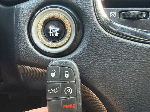 Used 2019 Dodge Durango GT image 23