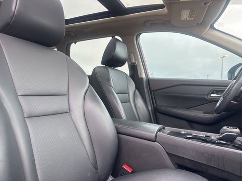 Certified 2023 Nissan Rogue SV w/ SV Premium B Package FWD image 28
