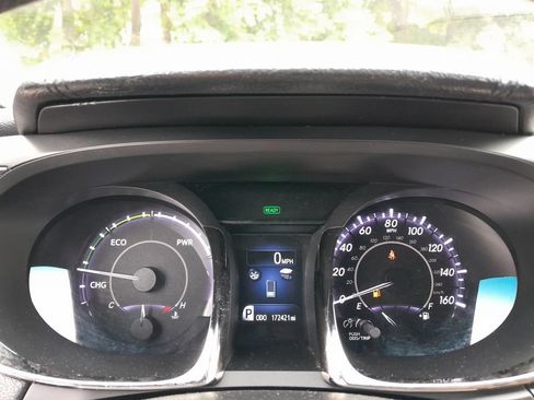 Used 2014 Toyota Avalon XLE Touring FWD image 25