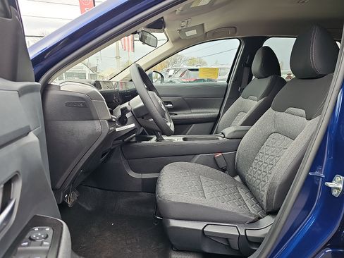 New 2026 Nissan Kicks SV w/ Cold Weather Package AWD/4WD image 10